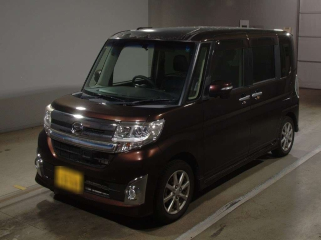 DAIHATSU TANTO 2014