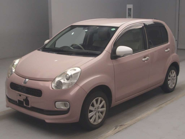 TOYOTA PASSO 2016