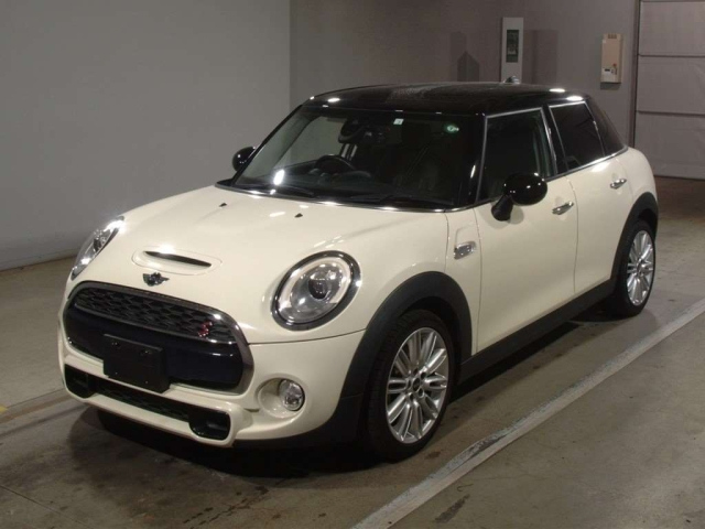 BMW MINI 2018