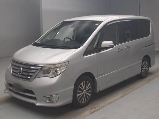 NISSAN SERENA 2015