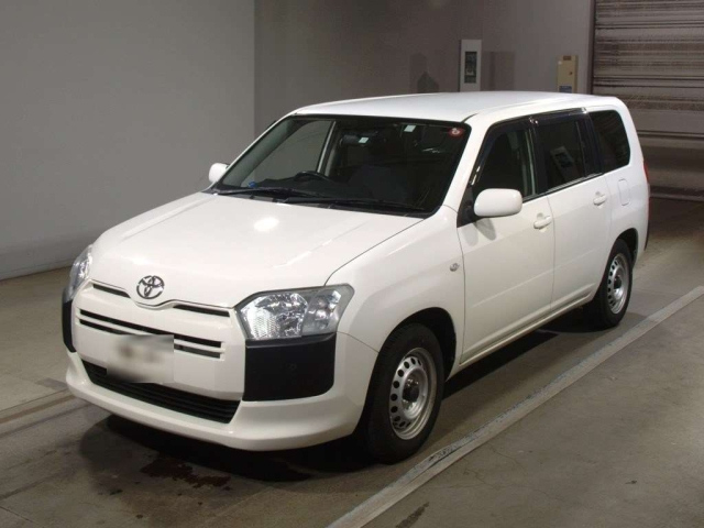 TOYOTA PROBOX 2018