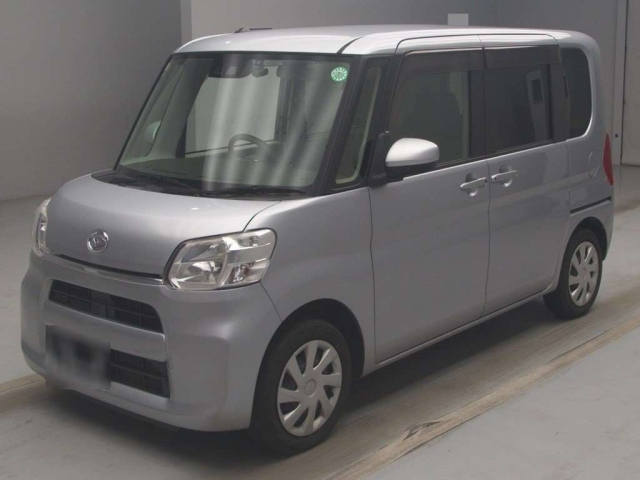 DAIHATSU TANTO 2018