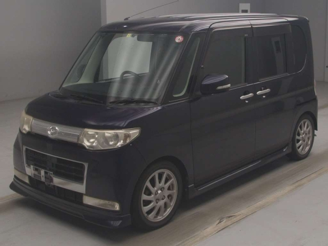 DAIHATSU TANTO 2008