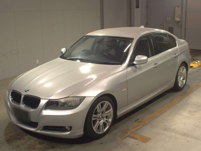 BMW 3 SERIES 2010