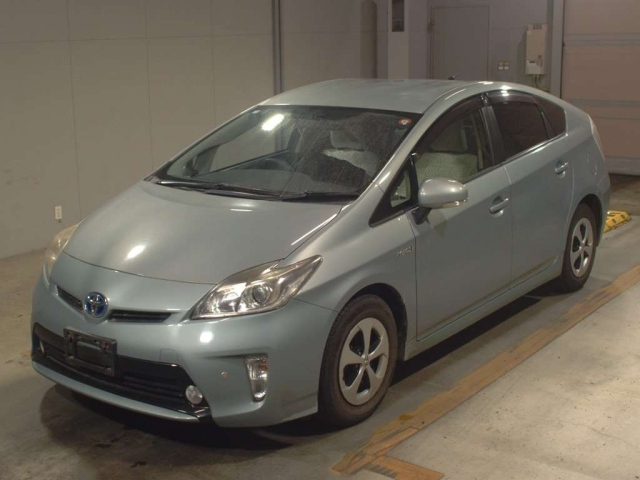 TOYOTA PRIUS 2012