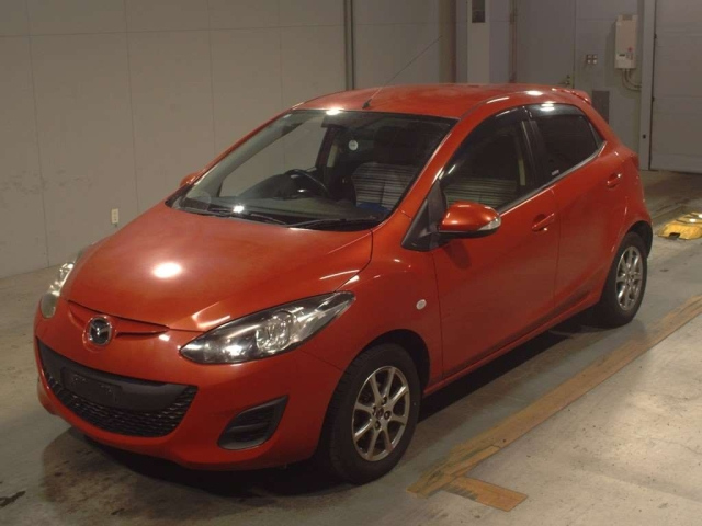 MAZDA DEMIO 2013