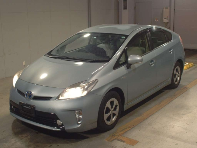 TOYOTA PRIUS 2012