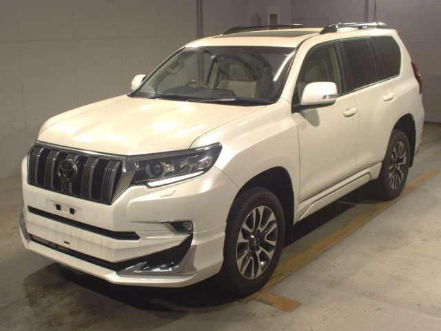 TOYOTA LAND CRUISER PRADO 2022