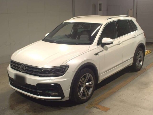 VOLKSWAGEN TIGUAN 2020