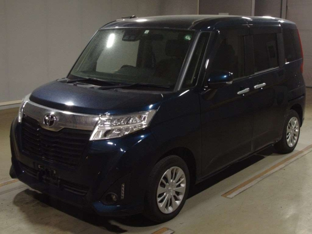 TOYOTA ROOMY 2020