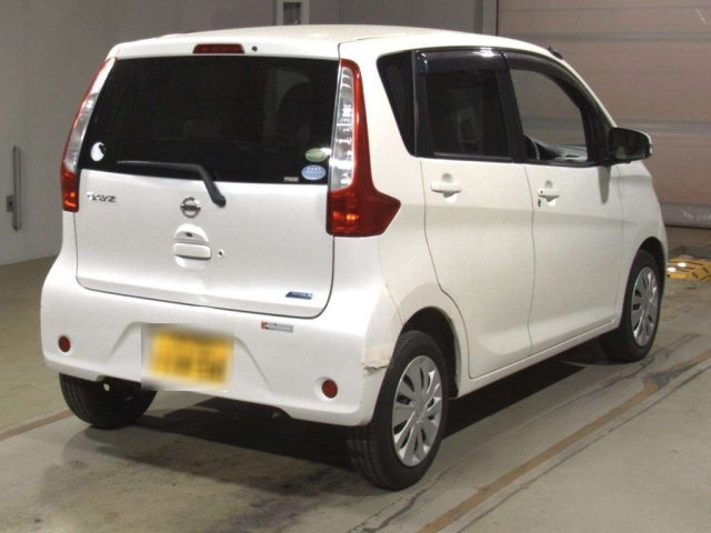 NISSAN DAYZ 2013