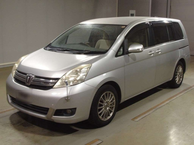 TOYOTA ISIS 2012