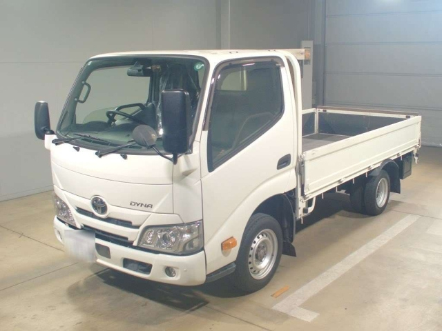 TOYOTA DYNA