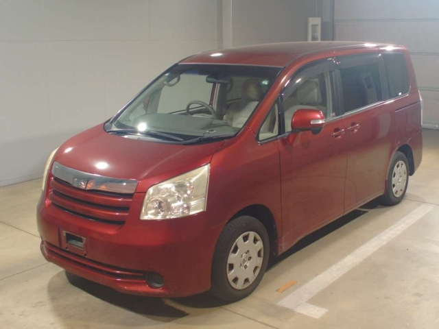 TOYOTA NOAH 2008