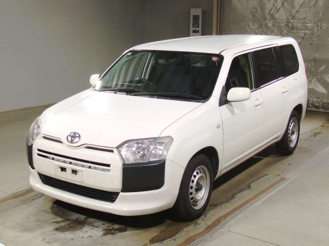 TOYOTA PROBOX 2017