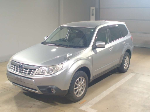 SUBARU FORESTER 2011