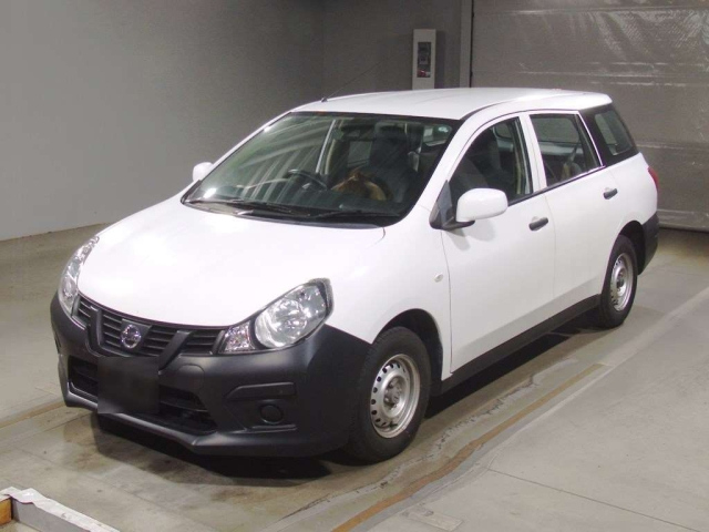 NISSAN AD