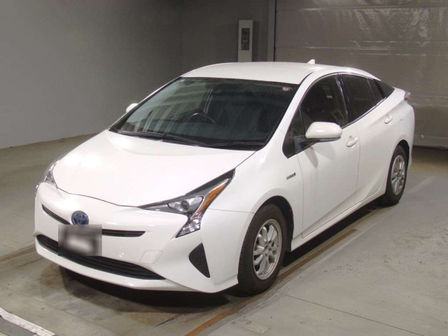 TOYOTA PRIUS 2018