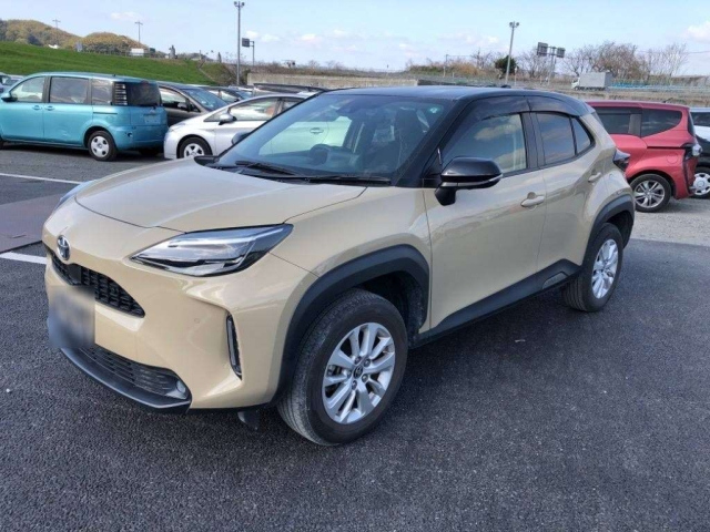 TOYOTA YARIS CROSS