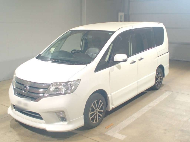 NISSAN SERENA