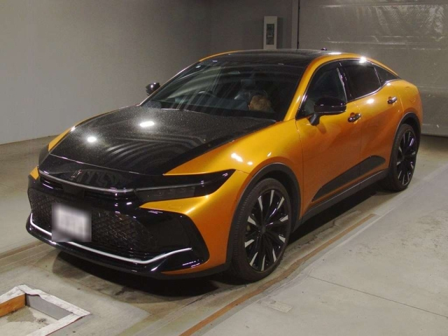 TOYOTA CROWN CROSSOVER