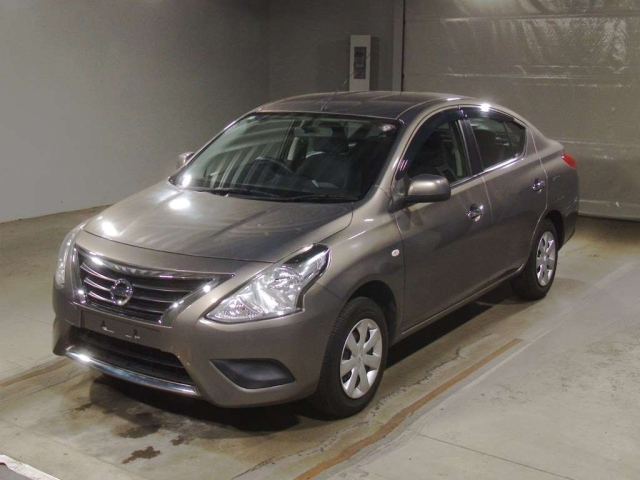 NISSAN LATIO