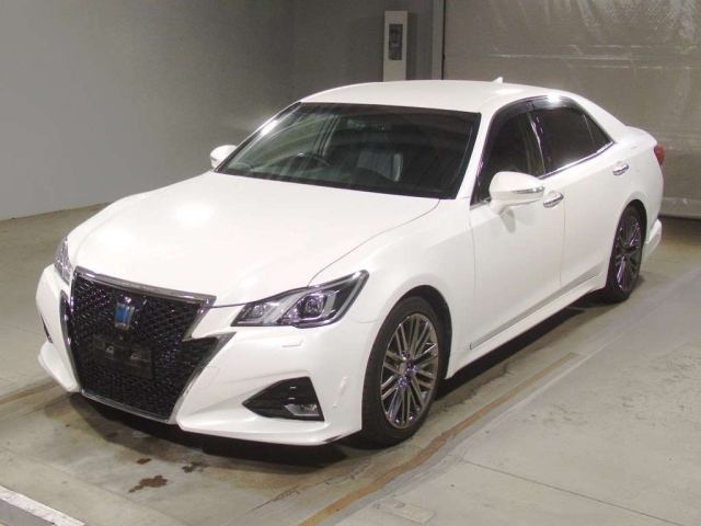 TOYOTA CROWN 2016