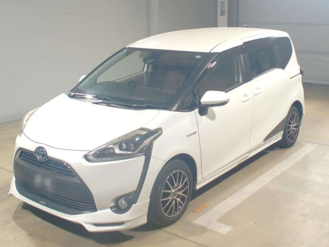 TOYOTA SIENTA 2015
