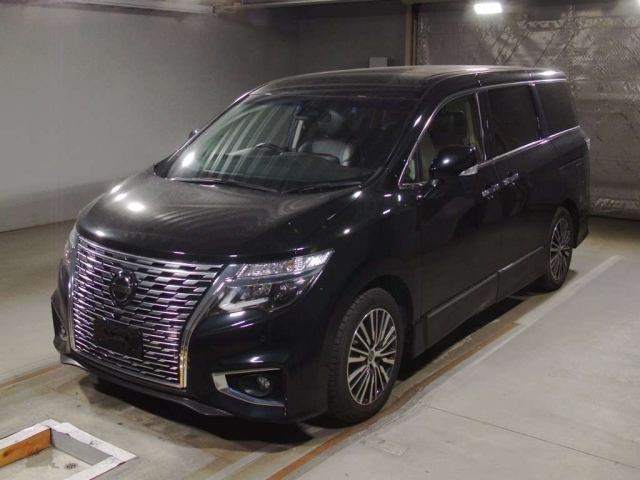 NISSAN ELGRAND 2022