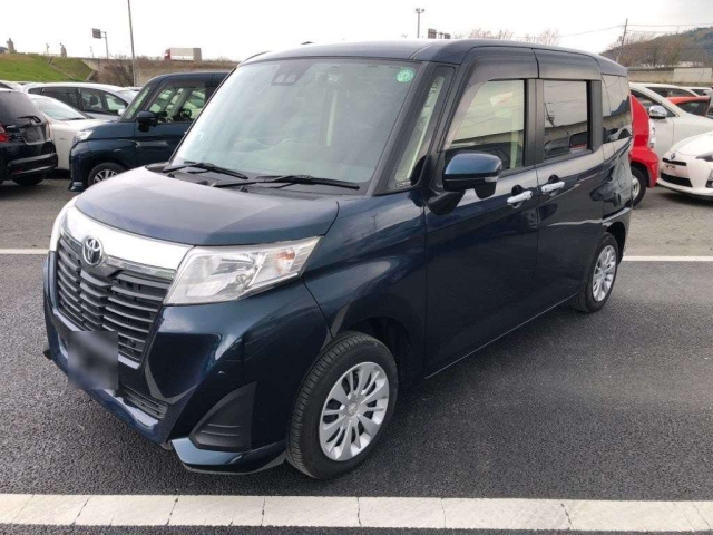 TOYOTA ROOMY 2019