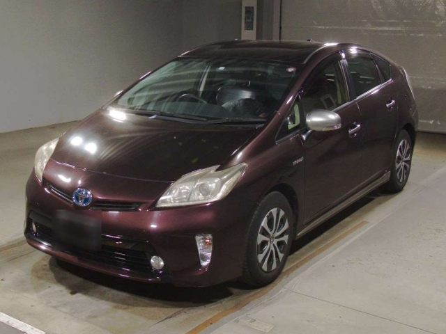 TOYOTA PRIUS 2012