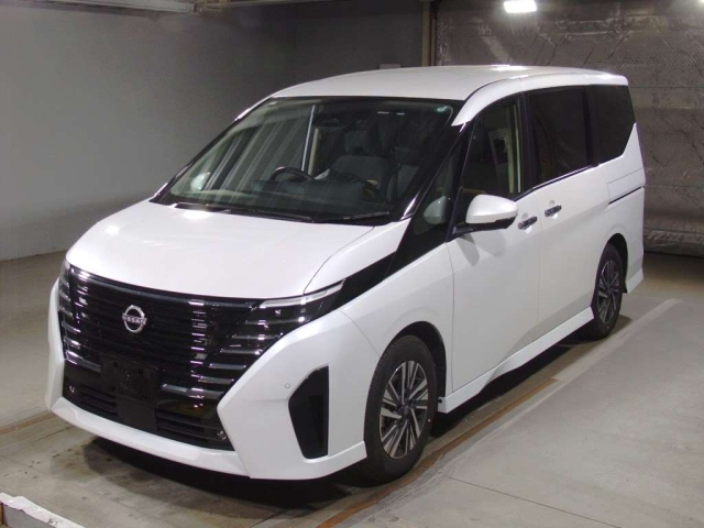 NISSAN SERENA 2023