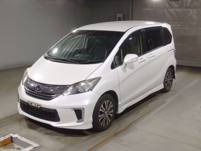 HONDA FREED 2014