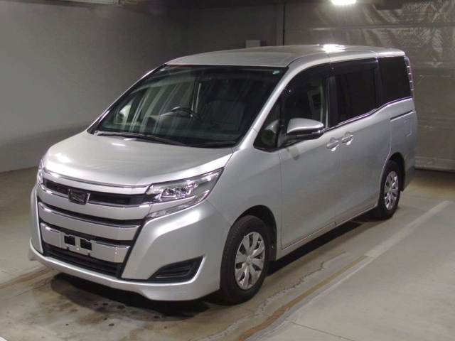 TOYOTA NOAH 2019