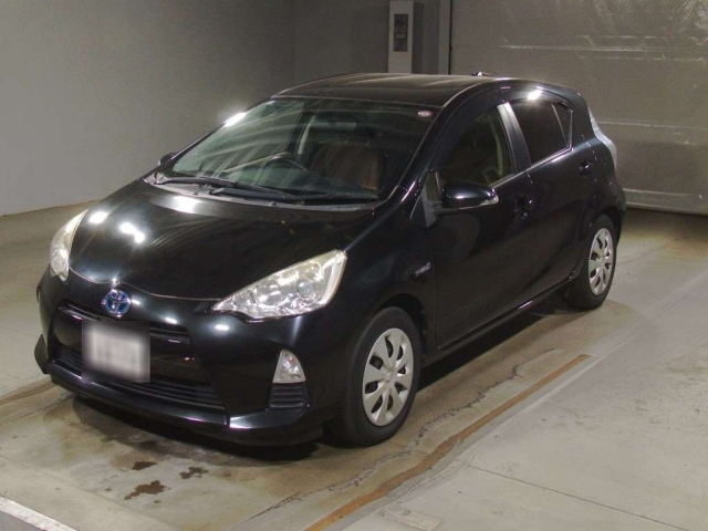 TOYOTA AQUA 2014