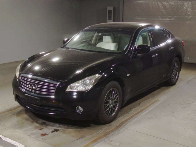 NISSAN FUGA 2011