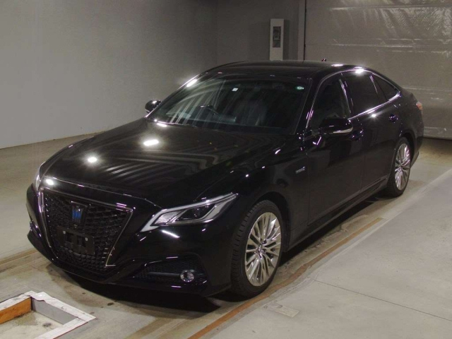 TOYOTA CROWN 2020