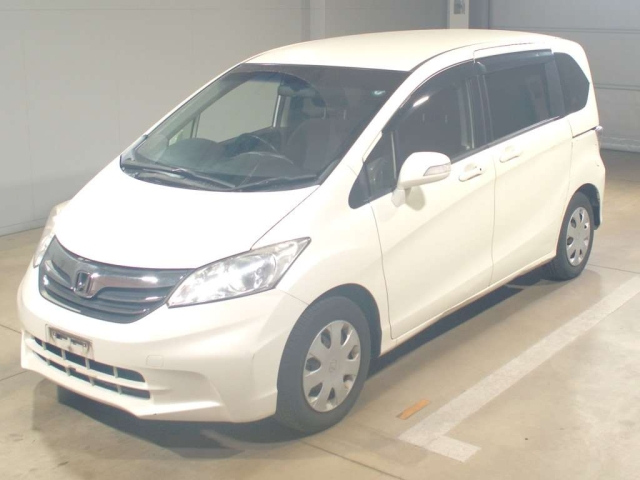 HONDA FREED 2013