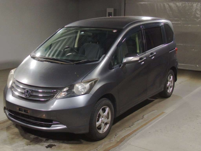 HONDA FREED 2010