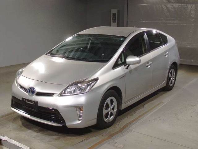 TOYOTA PRIUS 2014