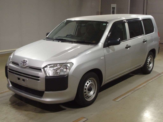 TOYOTA PROBOX 2018