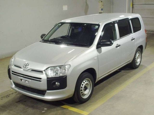 TOYOTA PROBOX 2022
