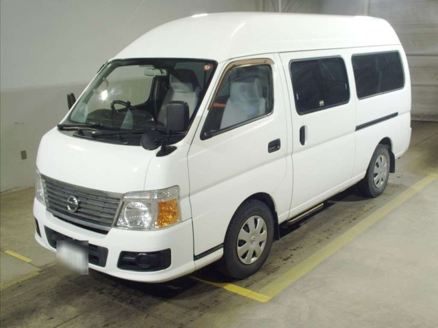 NISSAN CARAVAN BUS 2010