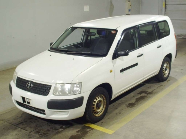TOYOTA SUCCEED 2013