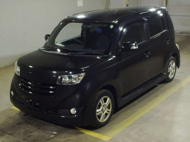 TOYOTA BB