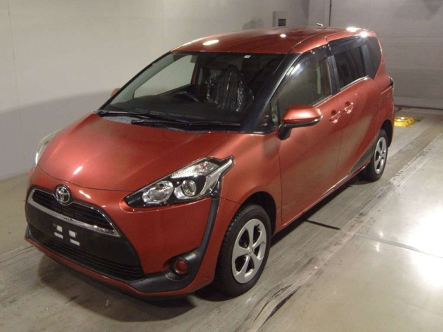 TOYOTA SIENTA 2017