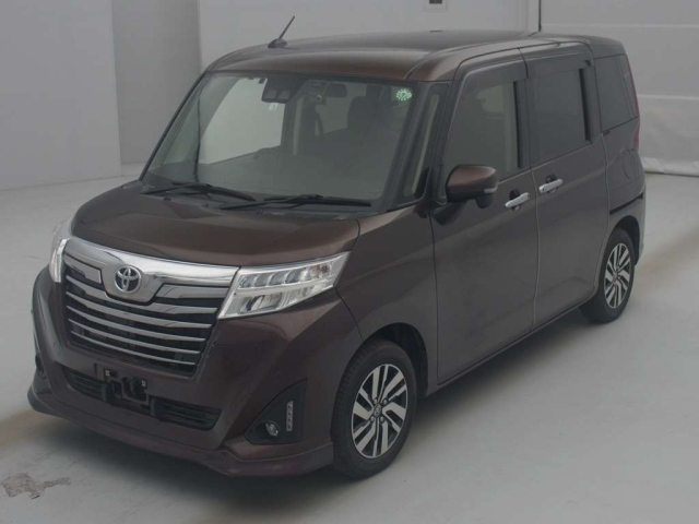 TOYOTA ROOMY 2020