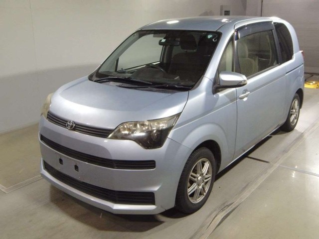 TOYOTA SPADE 2012
