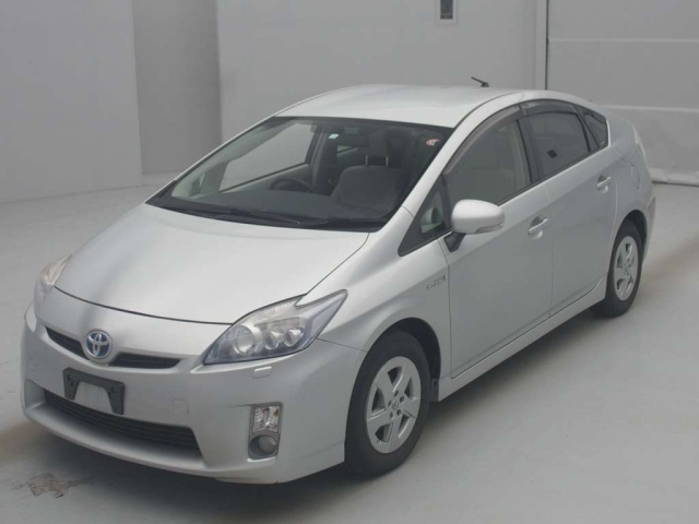 TOYOTA PRIUS 2011