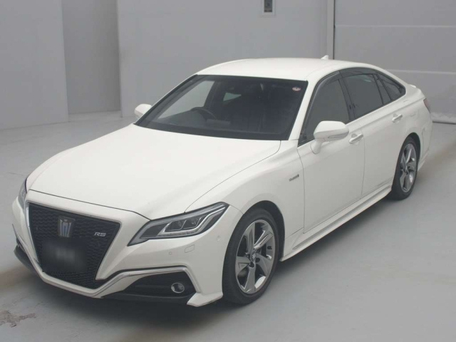 TOYOTA CROWN 2018